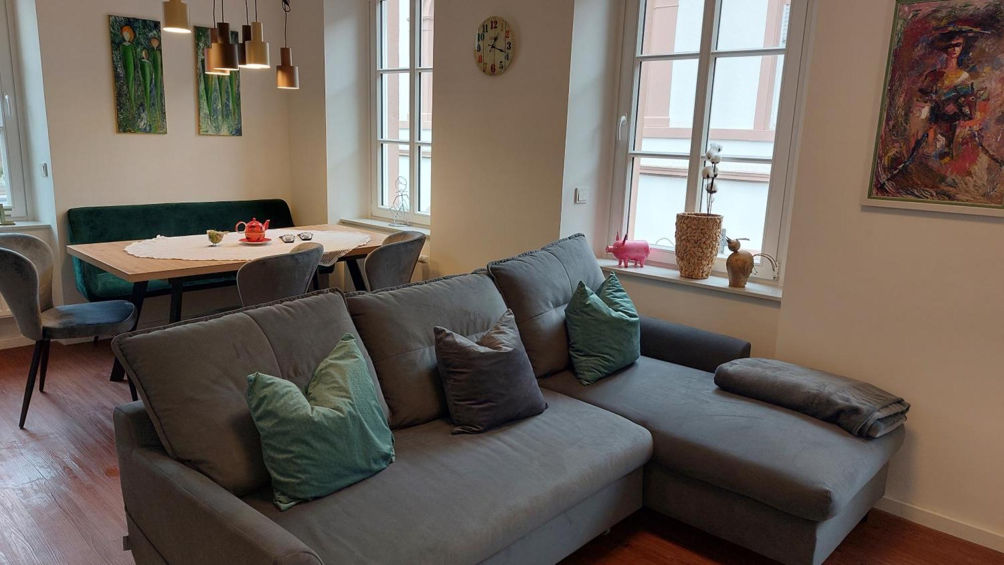 Ferienwohnung Lieser Am Markt Bagian luar foto