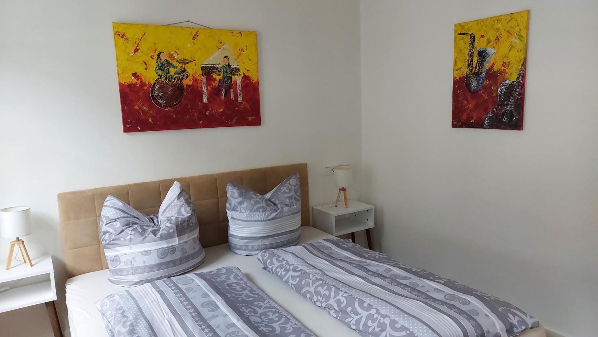 Ferienwohnung Lieser Am Markt Bagian luar foto